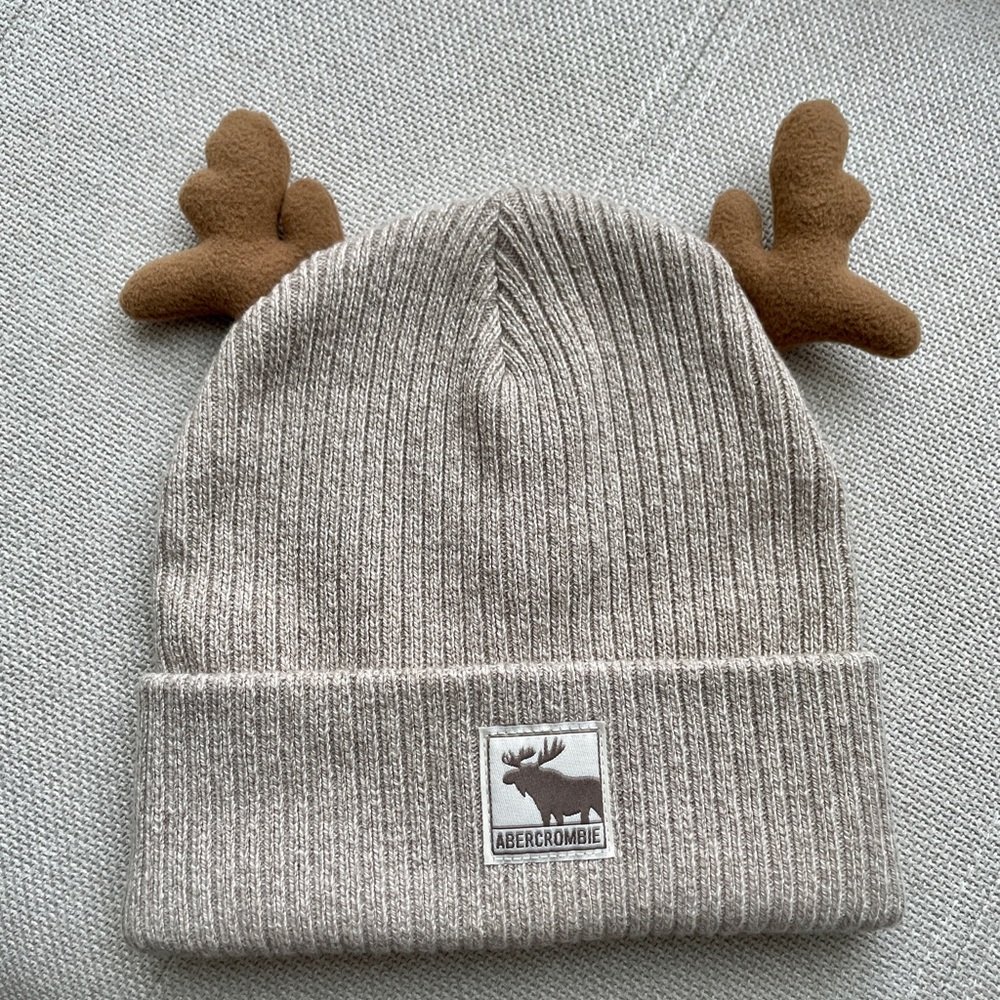 Abercrombie & Fitch Moose Antler Beanie
